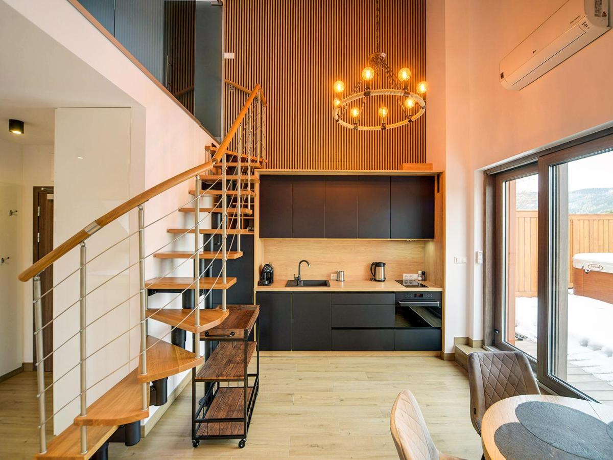 Apartament Dream View Aspen Z Jacuzzi シクラルスカ・ポレンバ エクステリア 写真