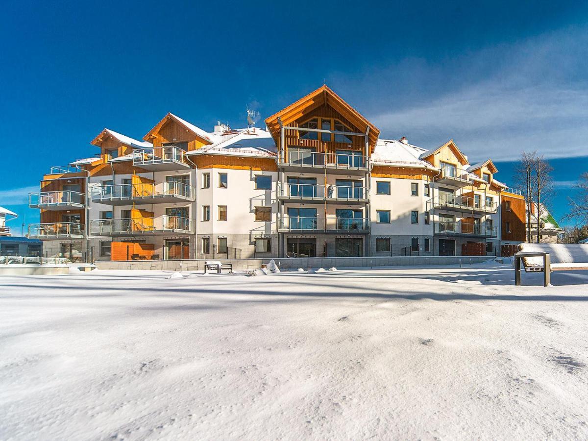 Apartament Dream View Aspen Z Jacuzzi シクラルスカ・ポレンバ エクステリア 写真