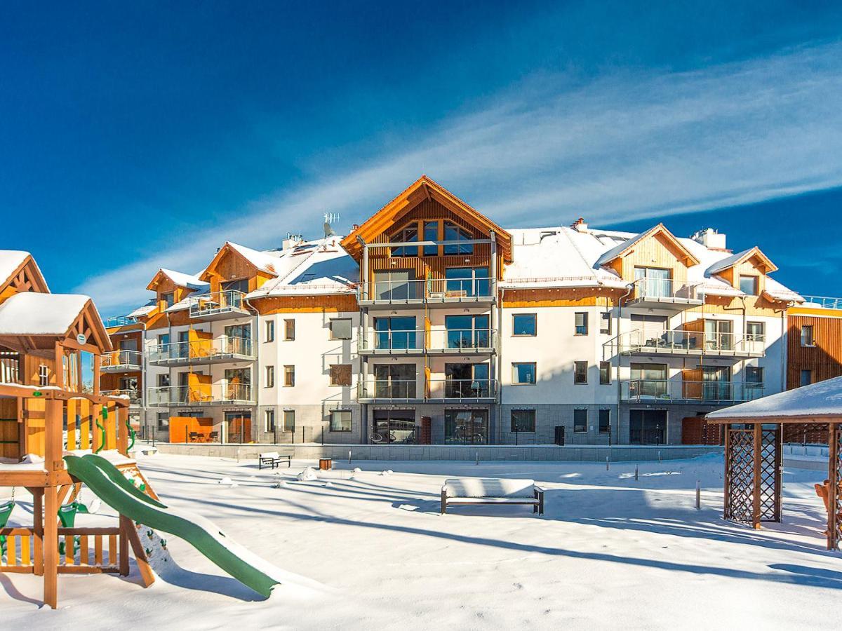 Apartament Dream View Aspen Z Jacuzzi シクラルスカ・ポレンバ エクステリア 写真