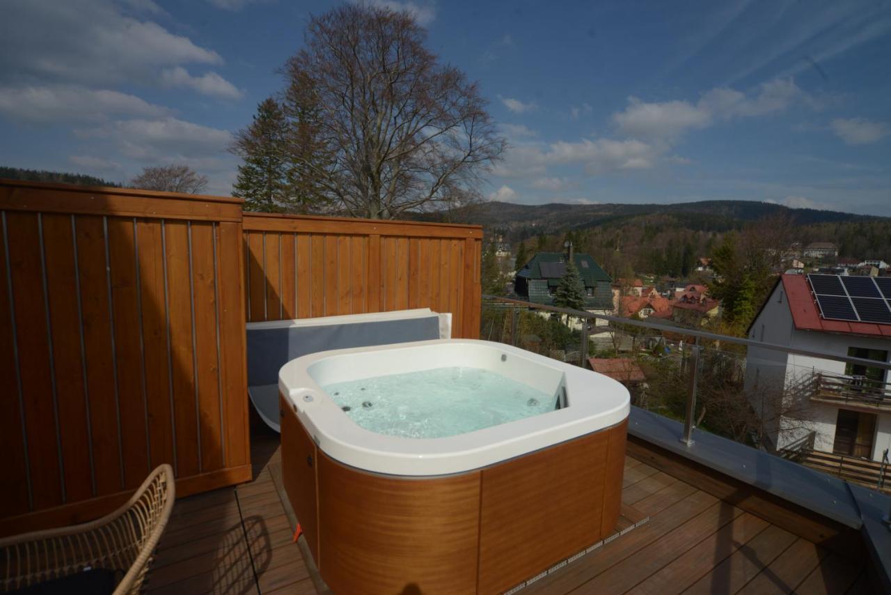 Apartament Dream View Aspen Z Jacuzzi シクラルスカ・ポレンバ エクステリア 写真
